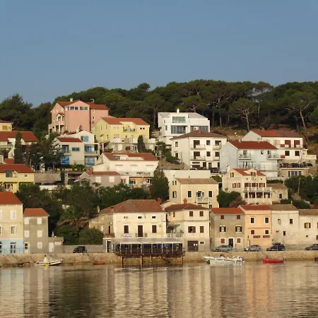Design 2ˇˇˇˇ Apartament Mali Lošinj