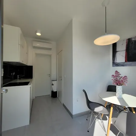 Design 2ˇˇˇˇ Apartament *