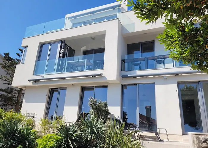 דירה Design 2ˇˇˇˇ