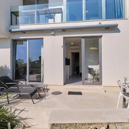 Design 2ˇˇˇˇ Mali Lošinj