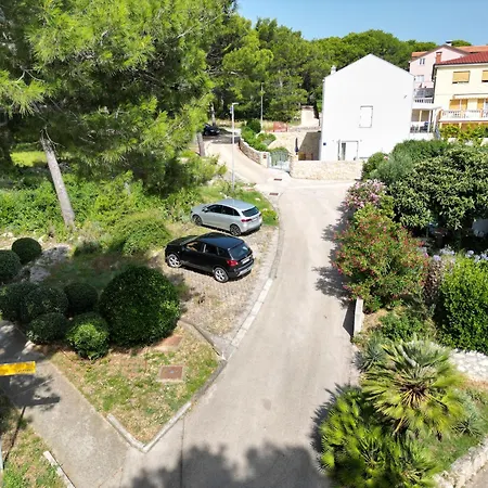 Design 2ˇˇˇˇ Mali Lošinj